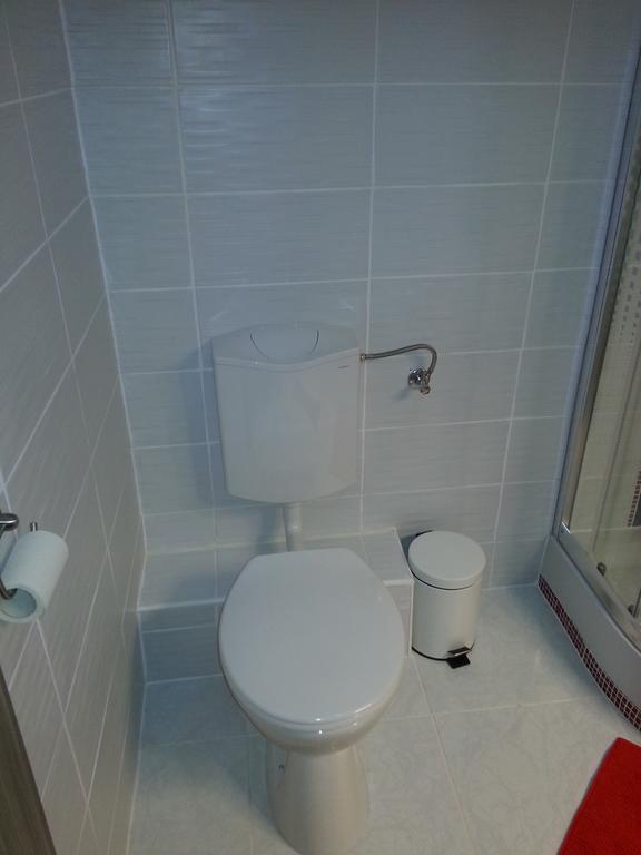 Downtown Apartment Miskolc Esterno foto